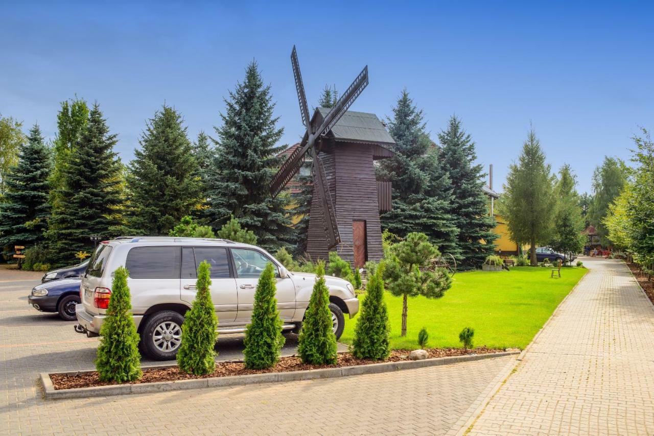 פוזנן Dworek Staropolski מראה חיצוני תמונה